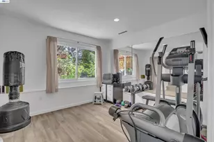 18419 Clifton Way, Castro Valley, CA 94546 - Photo 39