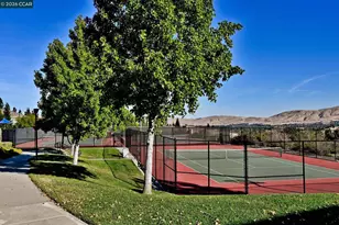 950 Maplegate Ct, Concord, CA 94521 - Photo 145