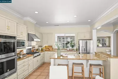 950 Maplegate Ct, Concord, CA 94521 - Photo 27