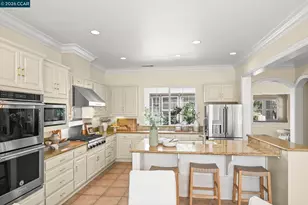 950 Maplegate Ct, Concord, CA 94521 - Photo 27
