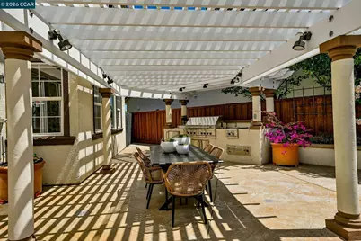 950 Maplegate Ct, Concord, CA 94521 - Photo 123