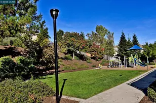 950 Maplegate Ct, Concord, CA 94521 - Photo 139