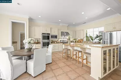 950 Maplegate Ct, Concord, CA 94521 - Photo 25