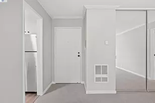847 Humboldt St, San Mateo, CA 94401 - Photo 3