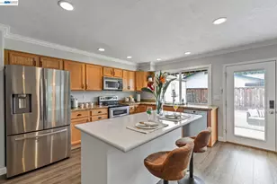 1135 Killarney St, Livermore, CA 94550 - Photo 15
