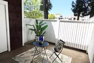 99 Marina Lakes Dr, Richmond, CA 94804 - Photo 15