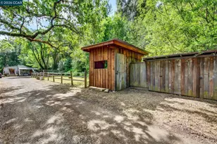 4009A Redwood Rd, Napa, CA 94558 - Photo 15