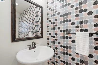 1003 Greenbrier Ct, San Leandro, CA 94577 - Photo 13
