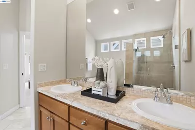 1003 Greenbrier Ct, San Leandro, CA 94577 - Photo 23