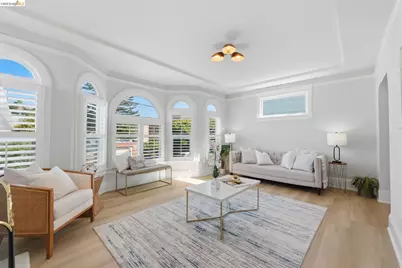 1118 Newhall St, San Francisco, CA 94124 - Photo 5