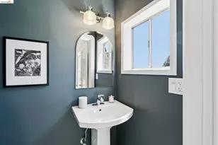 6720 Manor Crest, Oakland, CA 94618 - Photo 27