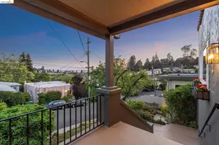 6720 Manor Crest, Oakland, CA 94618 - Photo 3