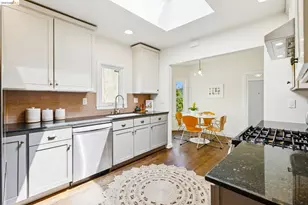 6720 Manor Crest, Oakland, CA 94618 - Photo 19