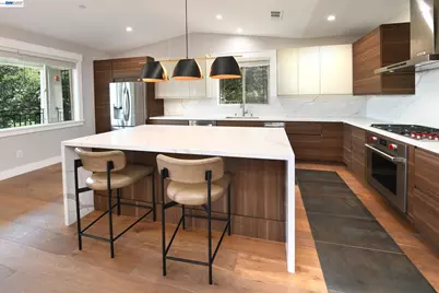 1516 Pleasant Hill Rd, Lafayette, CA 94549 - Photo 3
