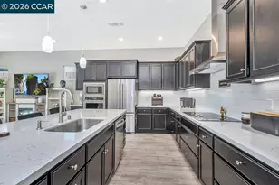 208 Chinook Dr, Brentwood, CA 94513 - Photo 13