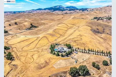8191 Highland Rd, Livermore, CA 94551 - Photo 59