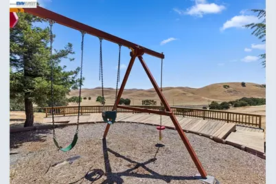 8191 Highland Rd, Livermore, CA 94551 - Photo 45