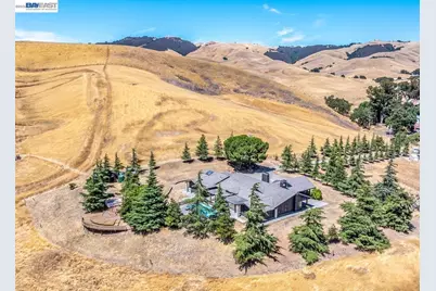 8191 Highland Rd, Livermore, CA 94551 - Photo 55