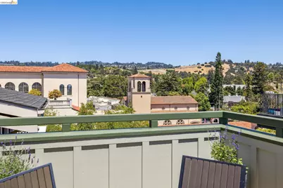 4436 Howe St, Oakland, CA 94611 - Photo 25