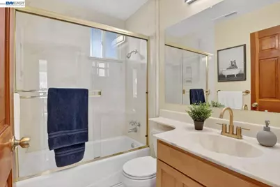 320 Monmouth Dr, Milpitas, CA 95035 - Photo 25