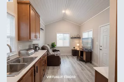 5878 Garlic Farm Dr #82, Gilroy, CA 95020 - Photo 3