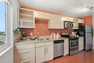 2450 Palmetto St, Oakland, CA 94602 - Photo 11