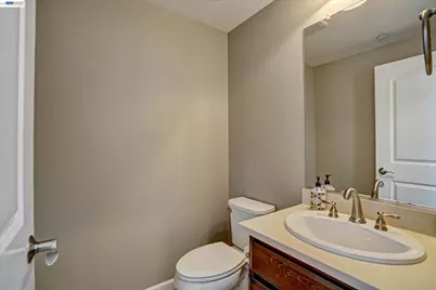 25 Heligan Ln #7, Livermore, CA 94551 - Photo 17