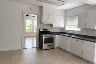 1258 Pine St, Palo Alto, CA 94301 - Photo 3