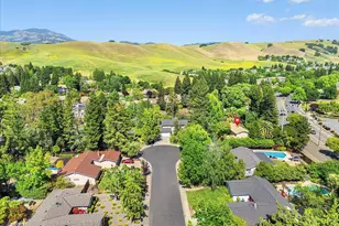 651 Derbyshire Pl, Danville, CA 94526 - Photo 83