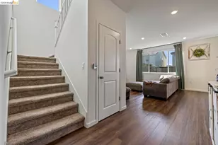 5439 Drawbridge Wy, Riverbank, CA 95367 - Photo 21