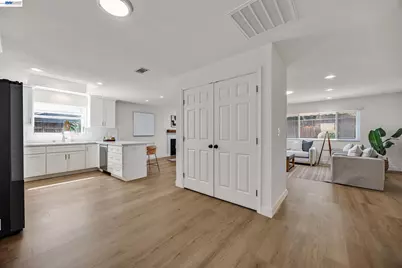 318 Almond, San Ramon, CA 94583 - Photo 7