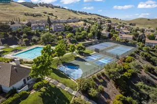 911 Autumn Oak Cir, Concord, CA 94521 - Photo 59
