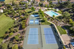 911 Autumn Oak Cir, Concord, CA 94521 - Photo 61