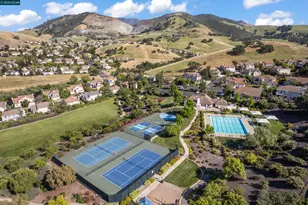 911 Autumn Oak Cir, Concord, CA 94521 - Photo 53