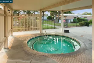 2322 Dalis Dr, Concord, CA 94520 - Photo 33