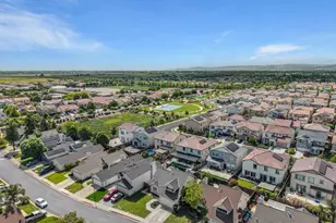 400 Grovewood Loop, Brentwood, CA 94513 - Photo 35