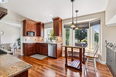 1095 Canyon Hills Rd, San Ramon, CA 94582 - Photo 11
