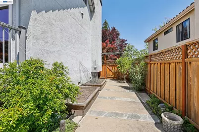 1095 Canyon Hills Rd, San Ramon, CA 94582 - Photo 33