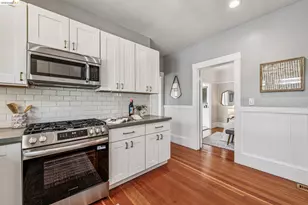 666 46th St, Oakland, CA 94609 - Photo 15