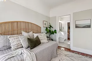 666 46th St, Oakland, CA 94609 - Photo 19