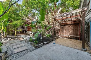 666 46th St, Oakland, CA 94609 - Photo 41