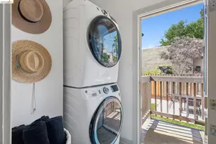 1229 Hopkins St, Berkeley, CA 94702 - Photo 37