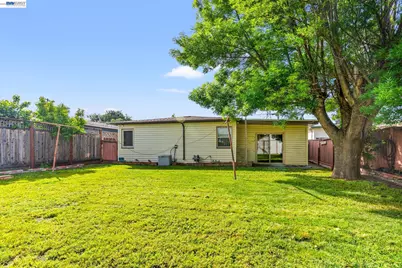 324 Berry Ave, Hayward, CA 94544 - Photo 25