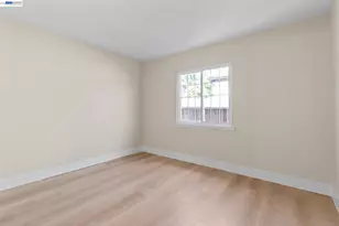 246 Tunis Rd, Oakland, CA 94603 - Photo 23