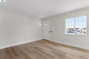 246 Tunis Rd, Oakland, CA 94603 - Photo 11