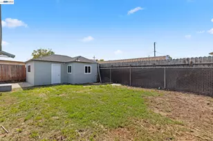 246 Tunis Rd, Oakland, CA 94603 - Photo 41