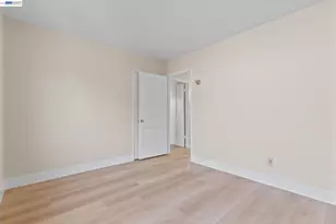 246 Tunis Rd, Oakland, CA 94603 - Photo 25