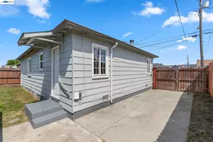 246 Tunis Rd, Oakland, CA 94603 - Photo 45
