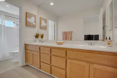 2068 Catalpa Way, Antioch, CA 94509 - Photo 29