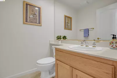 2068 Catalpa Way, Antioch, CA 94509 - Photo 11